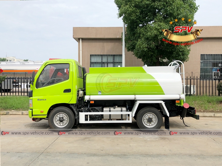 2,000 Litres Fuel Truck FOTON - LS